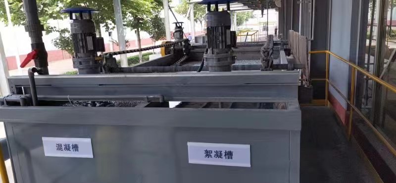 漆霧凝聚劑AB劑的成分